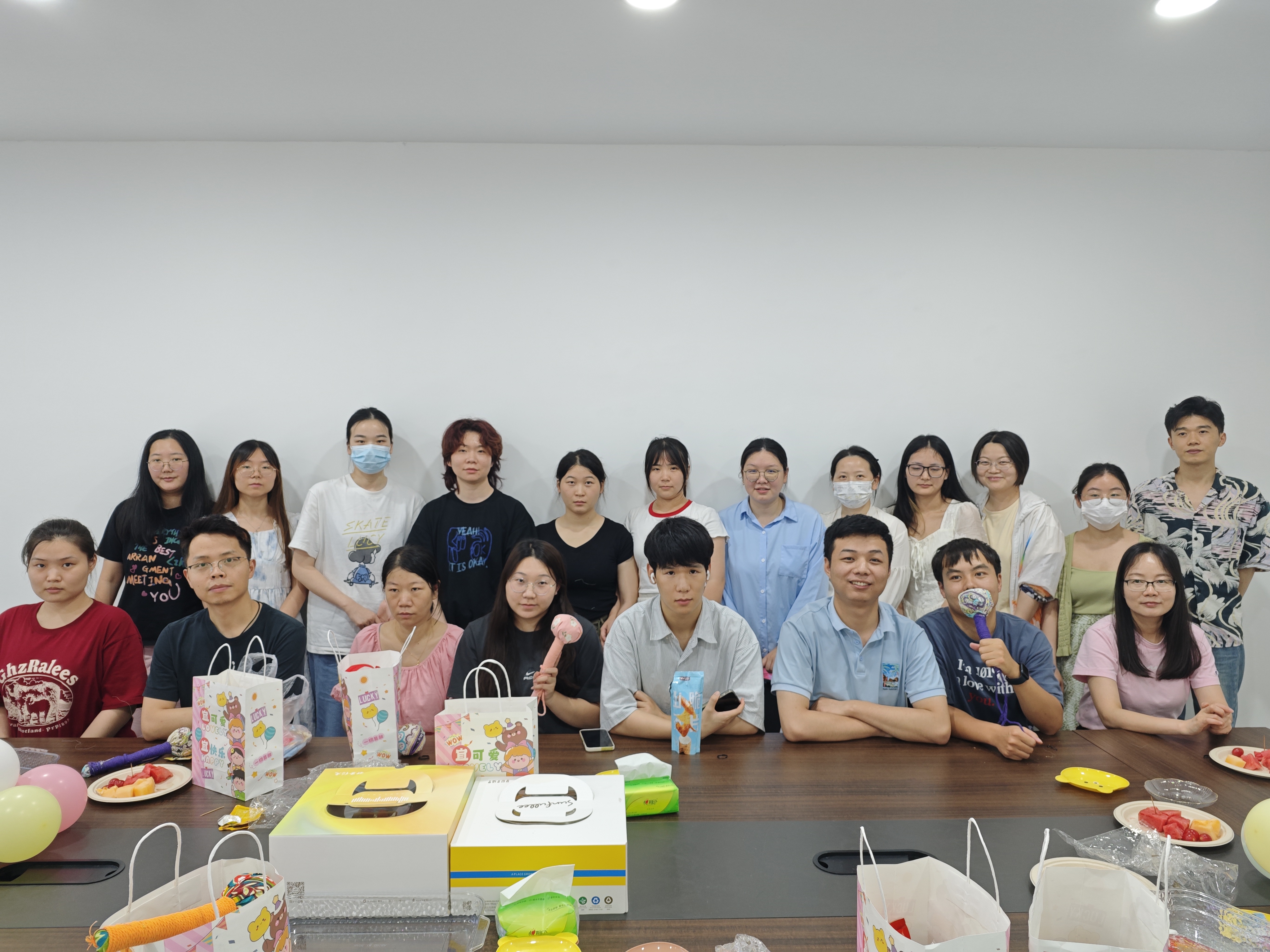 共慶生辰，共享歡樂(lè)——求學(xué)問(wèn)校Q2季度生日會(huì)圓滿舉辦！